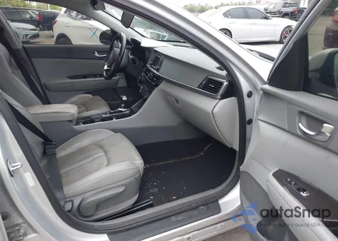 2016 Kia Optima Ex z USA, uszkodzony, nr VIN 5XXGU4L30GG052401